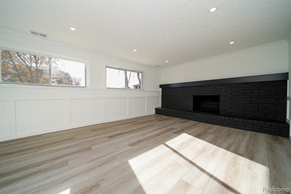 4060 Franklin Park Drive, Sterling Heights, MI 48310 — Photo 50