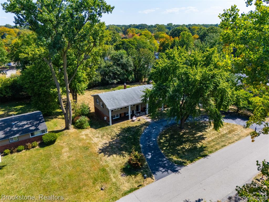 87 E Maryknoll Road, Rochester Hills, MI 48309 — Photo 28