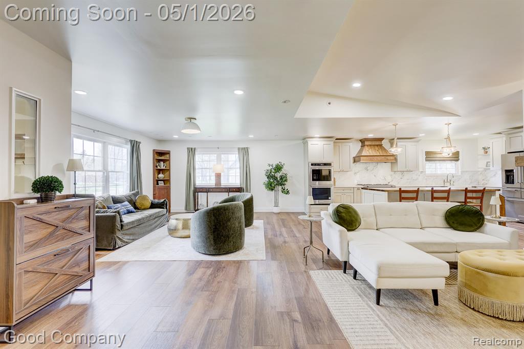 31729 Mayfair Lane, Beverly Hills, MI 48025 — Photo 3