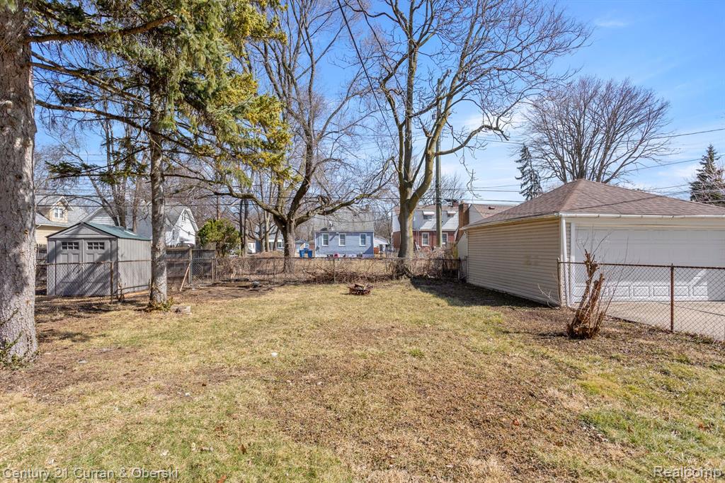 4221 Huron Street, Dearborn Heights, MI 48125 — Photo 20