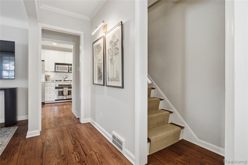 17560 Birwood Avenue, Beverly Hills, MI 48025 — Photo 12