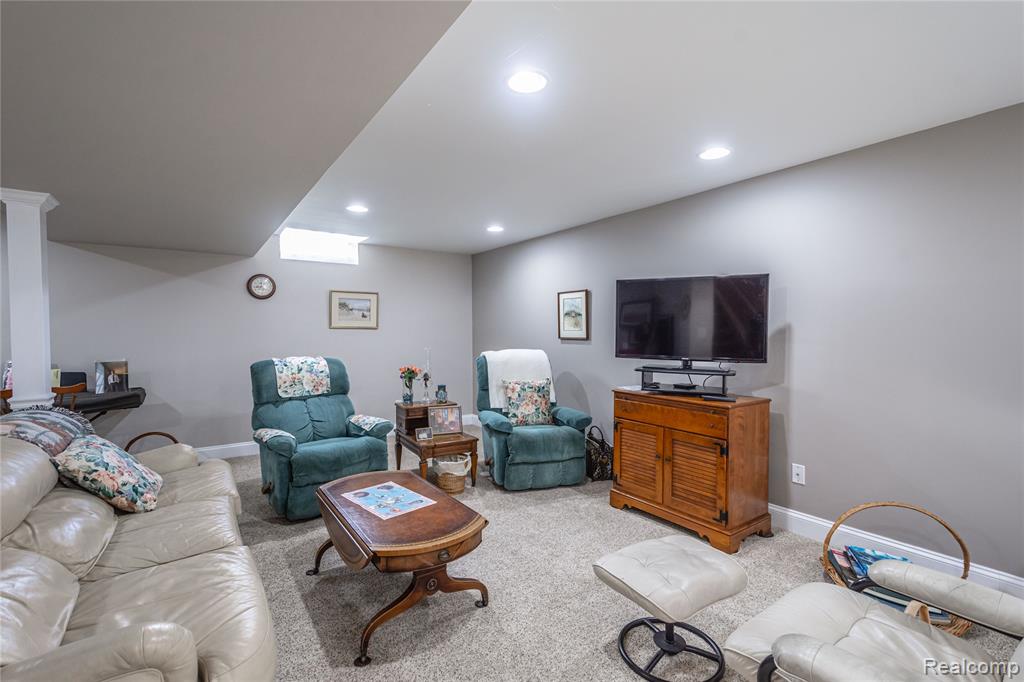 582 Snowbird Circle E Circle E, St. Clair, MI 48079 — Photo 28