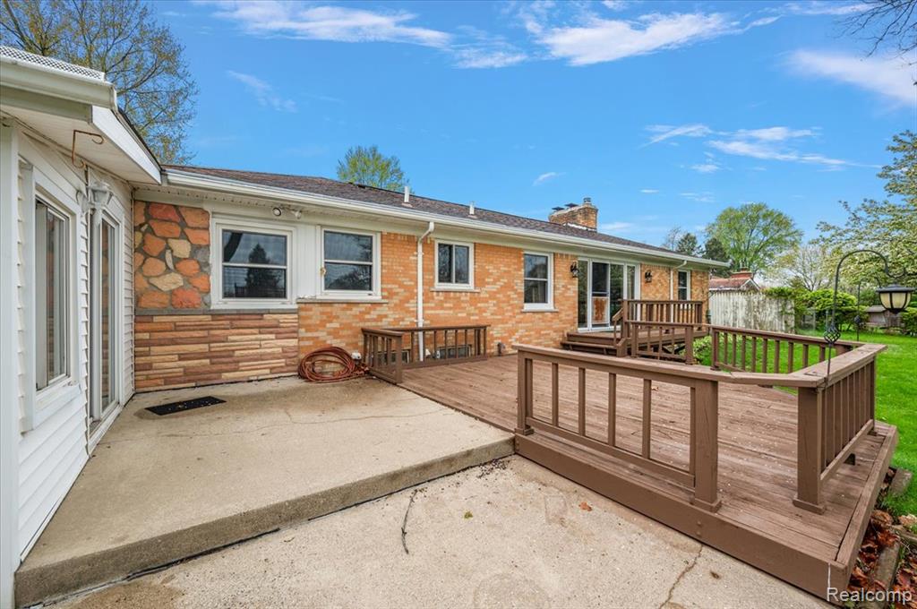 25651 S River Road, Harrison Township, MI — Photo 48