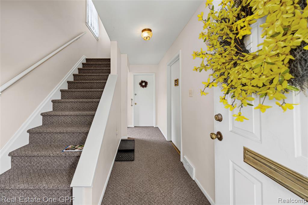 650 Cadieux Road, 1, Grosse Pointe, MI 48230 — Photo 29