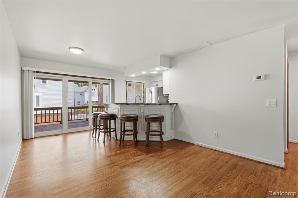 396 W Ann Arbor Trail, Plymouth, MI 48170 — Photo 3