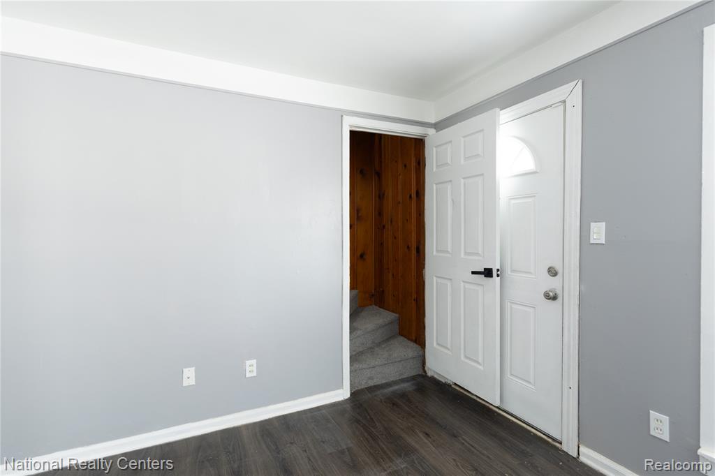 6143 McGuire Street, Taylor, MI 48180 — Photo 3