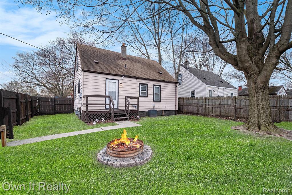 6304 DUNCAN Street, Taylor, MI 48180 — Photo 22