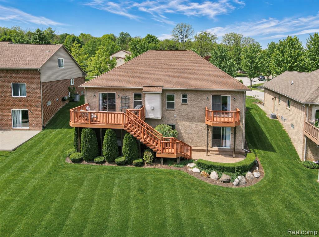 4438 Thornhill Drive, Auburn Hills, MI 48326 — Photo 34