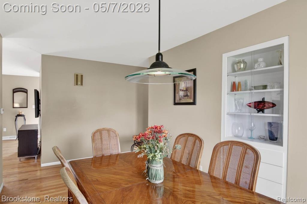 2732 Lacota Road, Waterford, MI 48328 — Photo 6