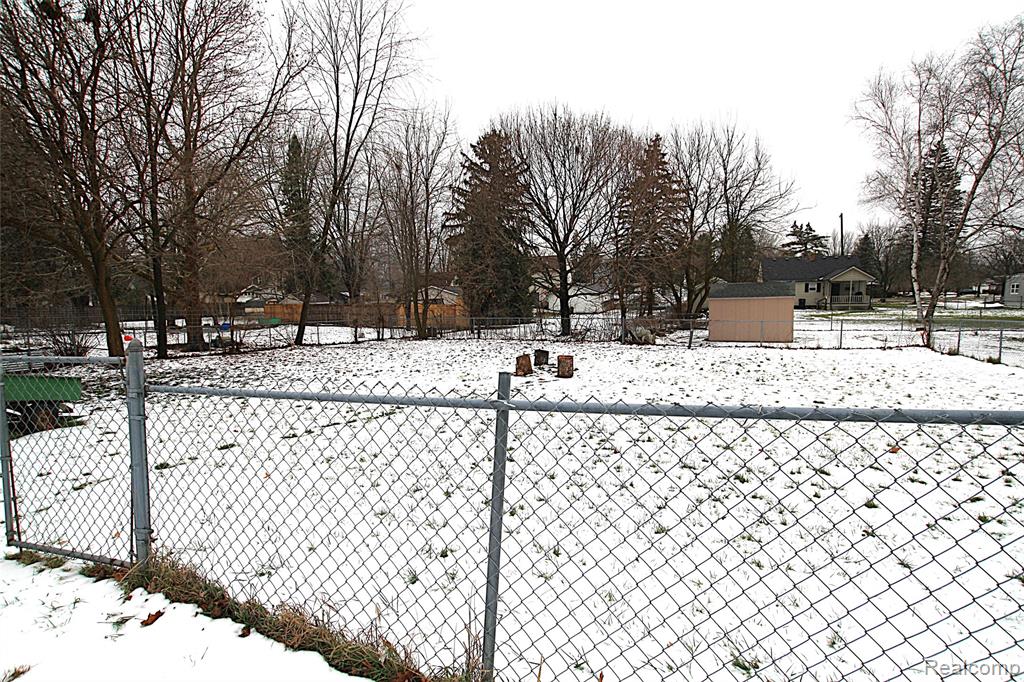 703 Queen Street, Owosso, MI 48867 — Photo 5
