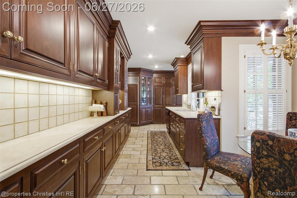 485 Westwood Drive, Bloomfield Hills, MI 48301 — Photo 12