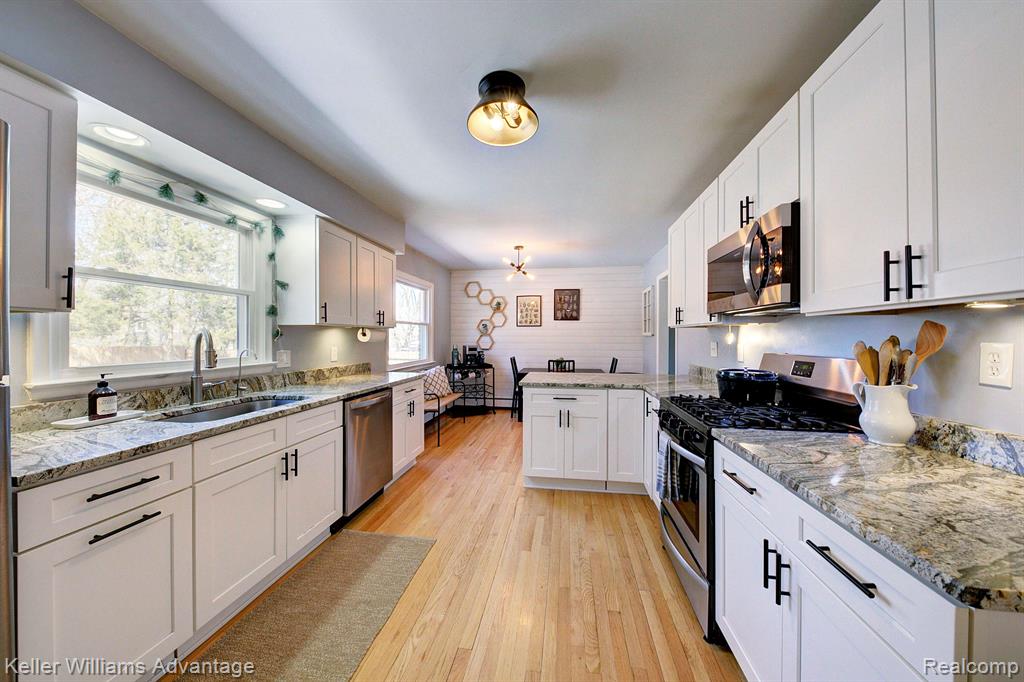1079 MARK Street, Ypsilanti, MI 48197 — Photo 2