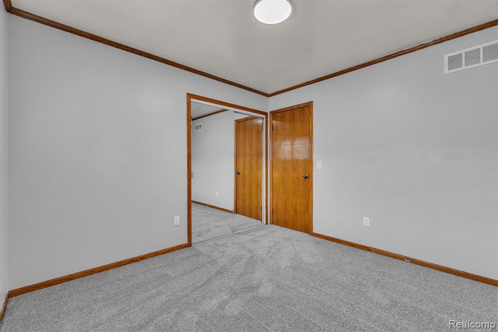 4197 Monroe Street, Dearborn Heights, MI 48125 — Photo 15