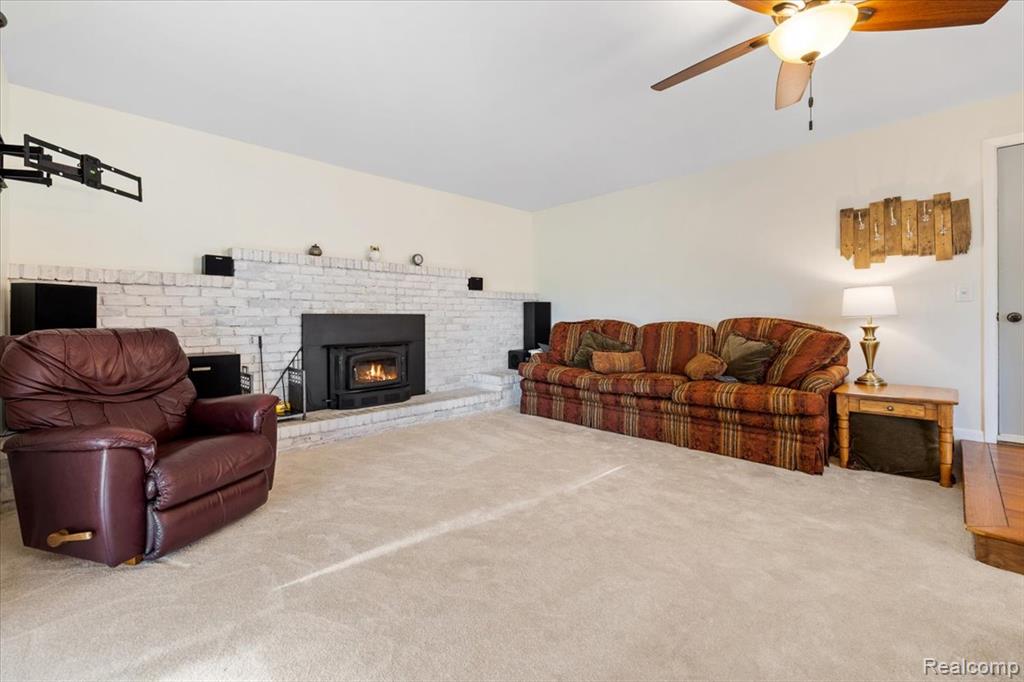3801 Glen Hills Drive, Hartland, MI 48353 — Photo 10