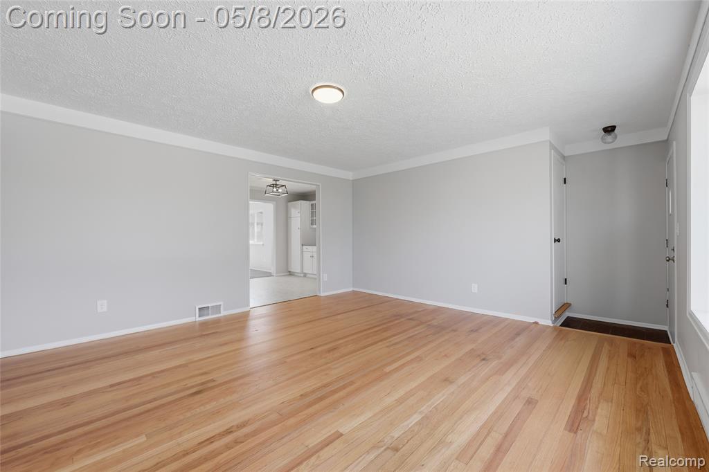 33226 Vista Way, Fraser, MI 48026 — Photo 6