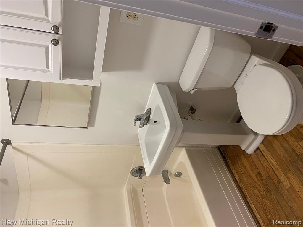 5659 CLIPPERT Street, Dearborn Heights, MI 48125 — Photo 15