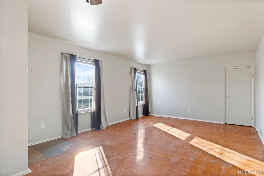 112 PRINCETON Drive, South Lyon, MI 48178 — Photo 5