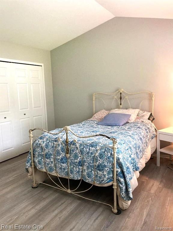 2054 MAPLEHURST Drive, 46, Commerce Twp, MI 48390 — Photo 13