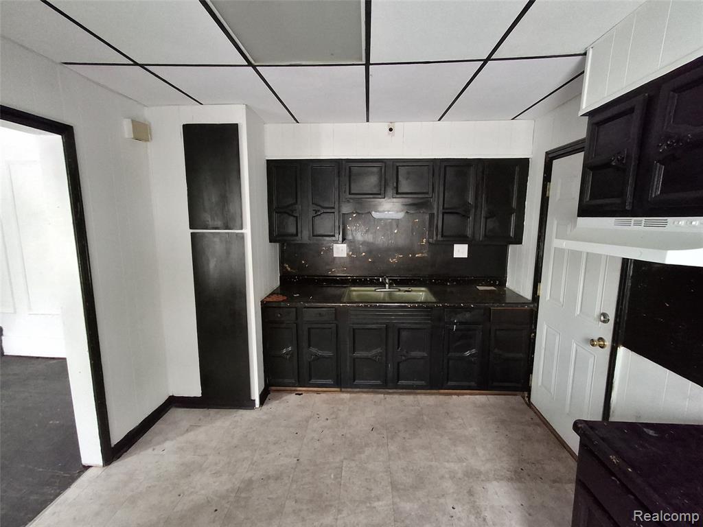 253 Grove Street, Highland Park, MI 48203 — Photo 6