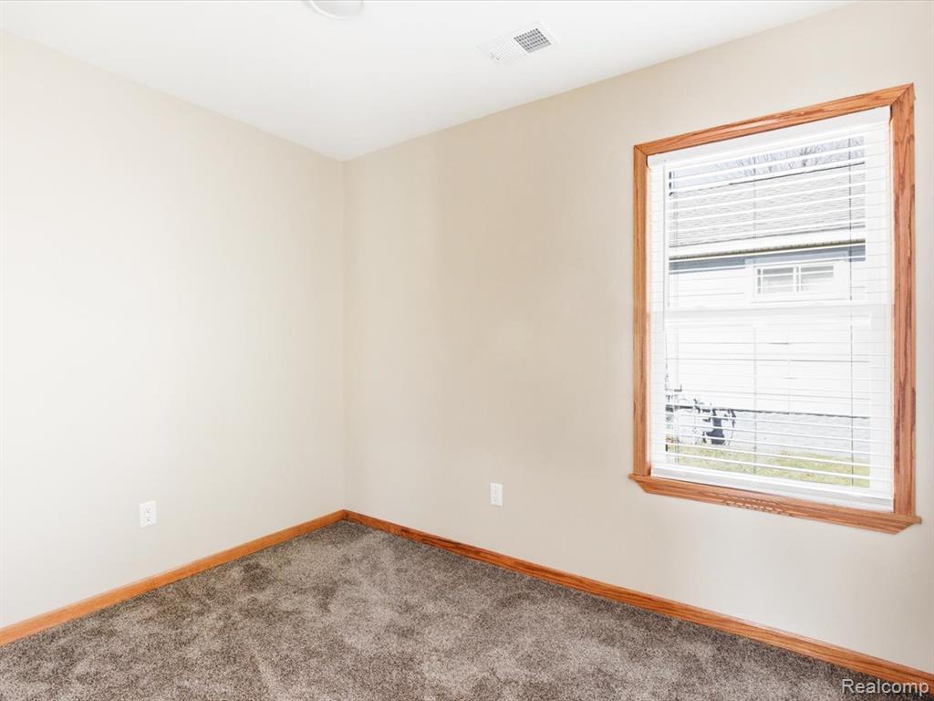 2835 17th Avenue, Port Huron, MI 48060 — Photo 19