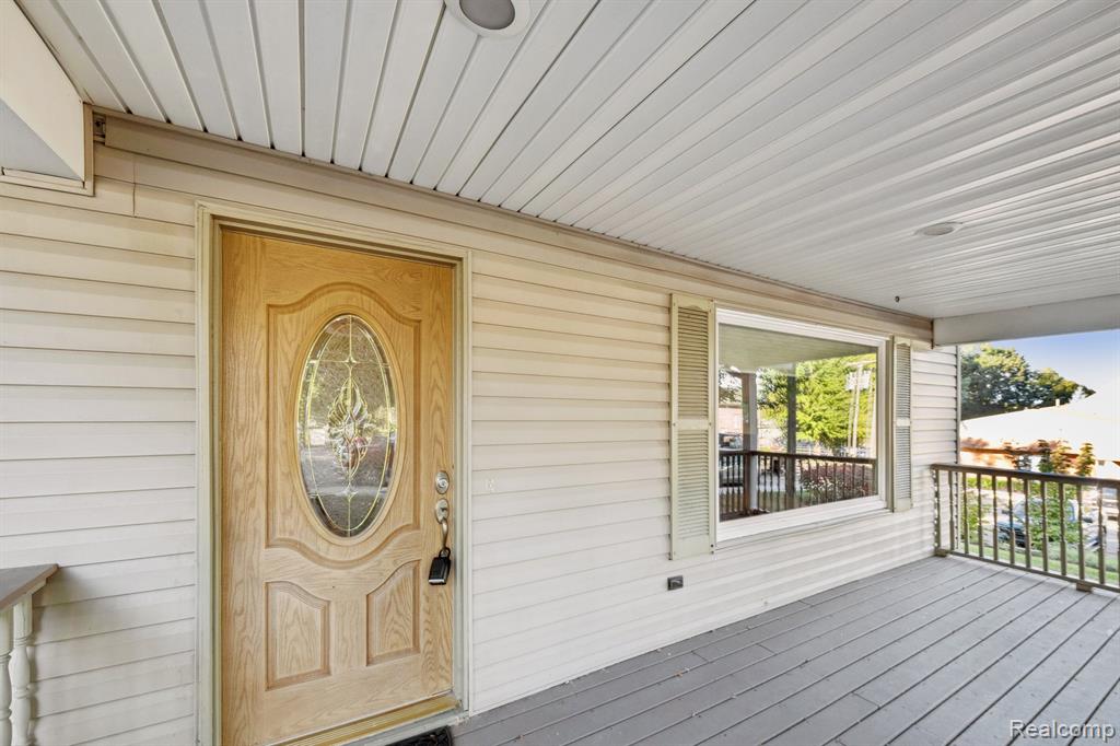 624 E Main Street, Brighton, MI 48116 — Photo 6