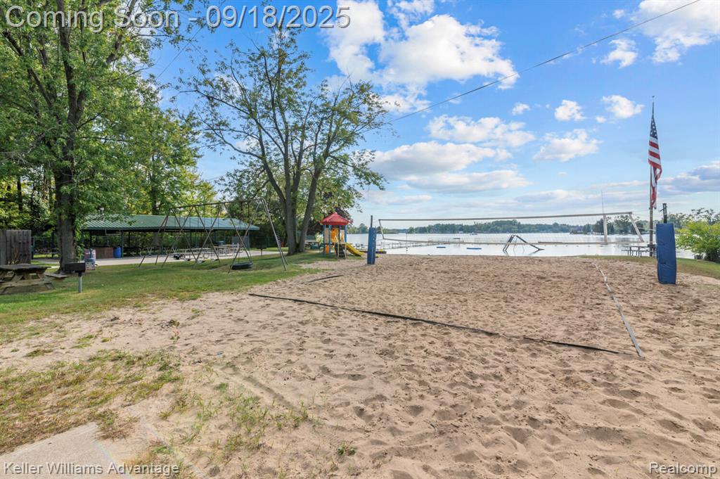 4921 Whitlow Court, Commerce Twp, MI 48382 — Photo 40