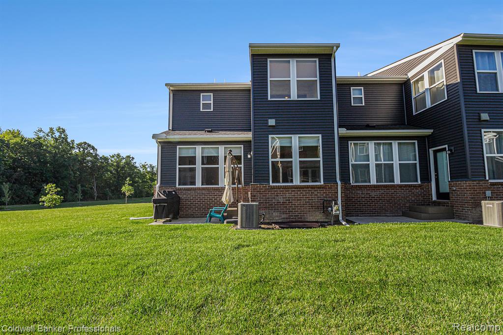 2850 Fairgrove Crescent Drive, Ann Arbor, MI 48108 — Photo 25