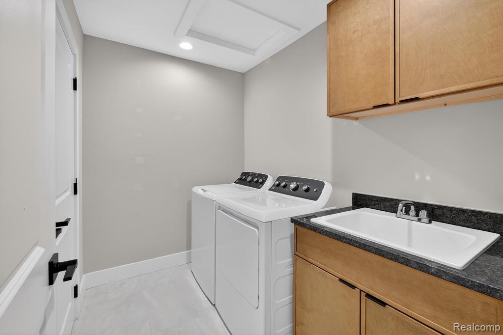 54609 Brenda Drive, Macomb, MI 48042 — Photo 36