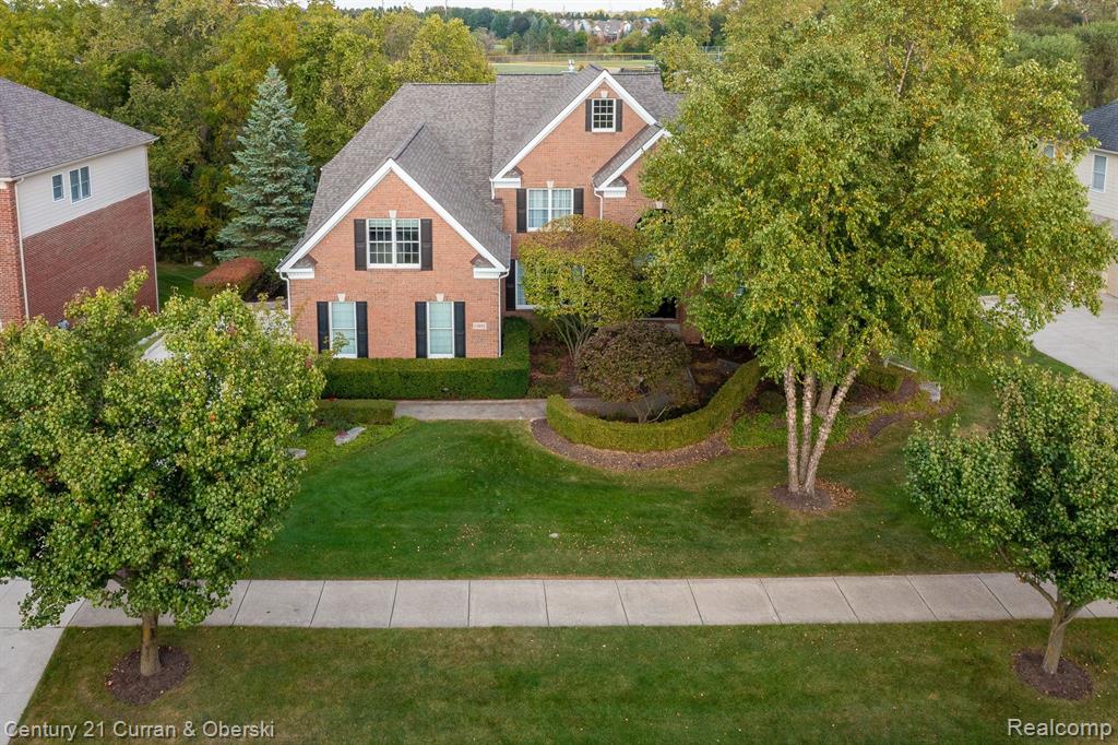 15892 CRYSTAL DOWNS E, Northville, MI 48168 — Photo 2