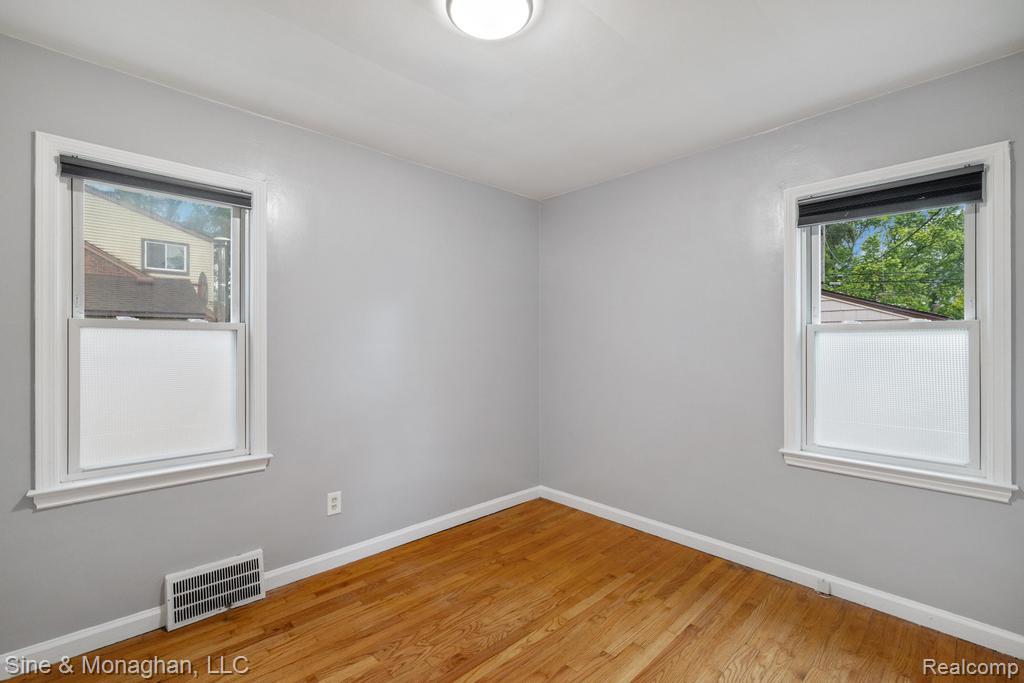 7854 Jackson Street, Taylor, MI 48180 — Photo 15