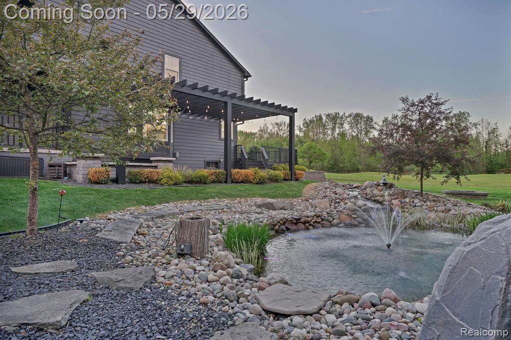 5729 Woodfield Parkway, Grand Blanc, MI 48439 — Photo 54