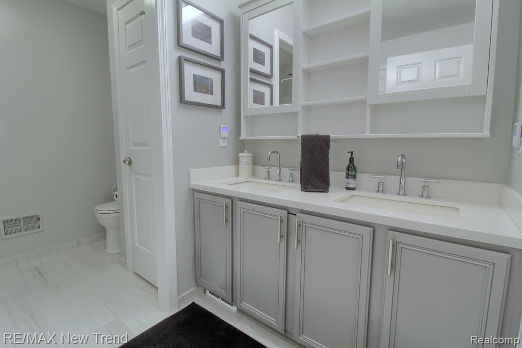49698 Timber Trail, Novi, MI — Photo 33