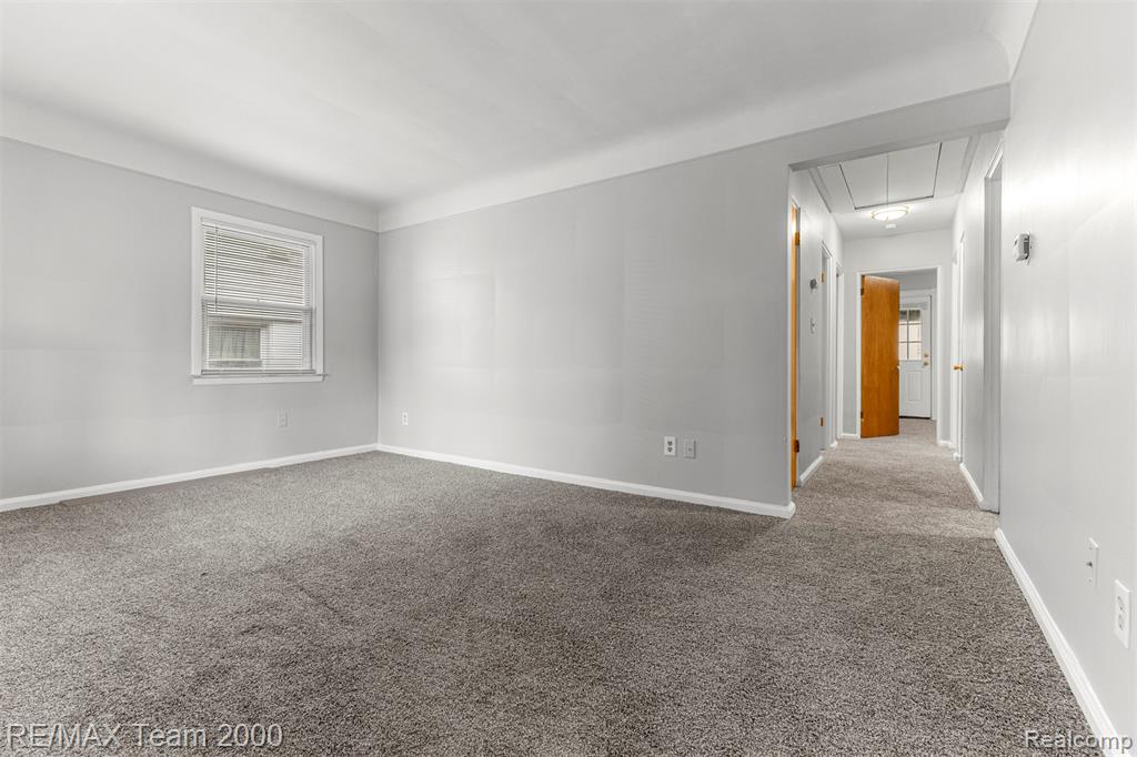 7322 Fenton Street, Dearborn Heights, MI 48127 — Photo 7