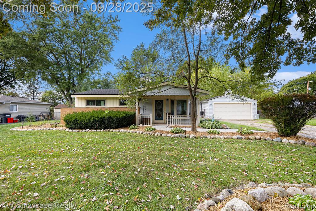 6319 Eastlawn Avenue, Clarkston, MI — Photo 2