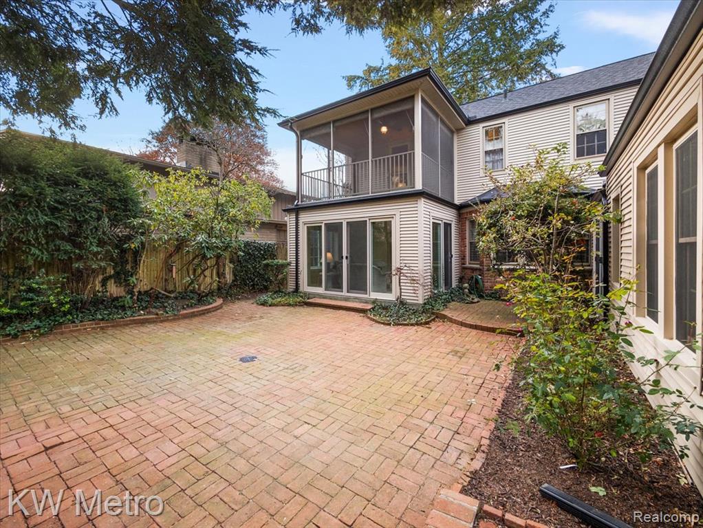 340 Kercheval Avenue, Grosse Pointe Farms, MI 48236 — Photo 33