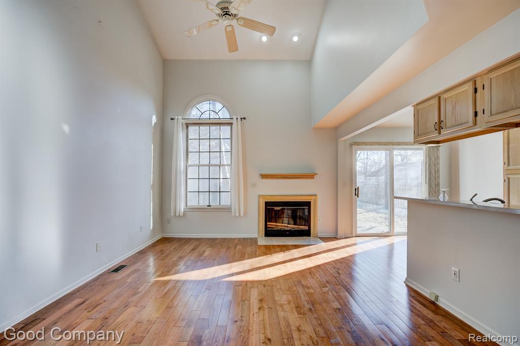 45293 HORSESHOE Circle, Canton, MI 48187 — Photo 6