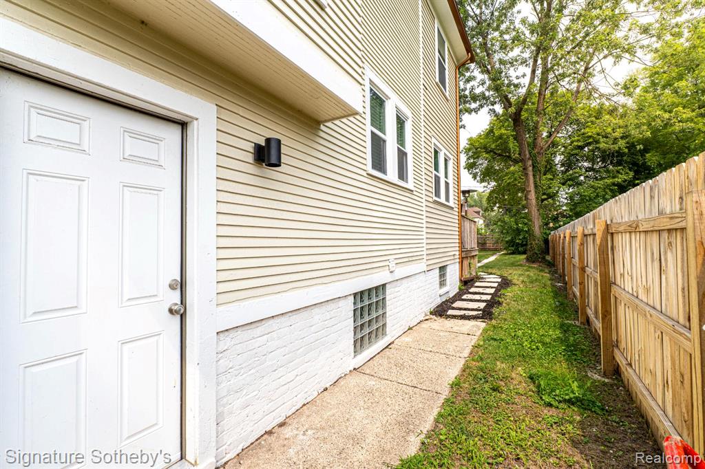 2552 Fischer Street, Inkster, MI 48214 — Photo 33