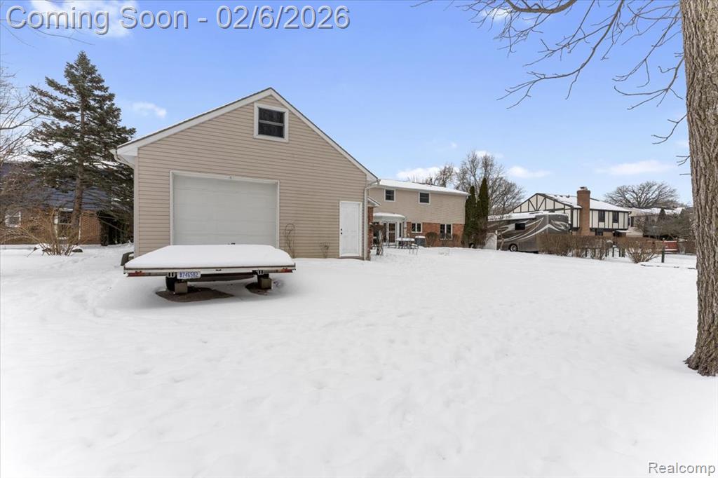 8842 Thorntree Drive, Grosse Ile, MI 48138 — Photo 57
