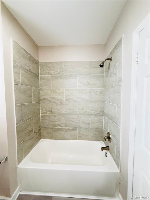 5595 WAYBURN Street, Detroit, MI 48224 — Photo 11