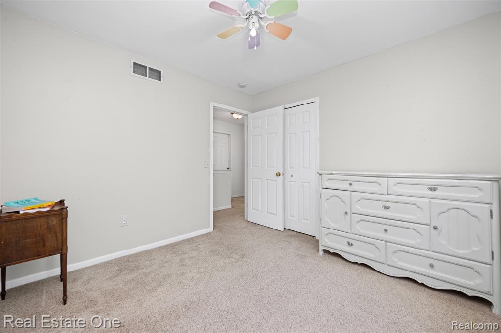 7570 Greenway Lane, West Bloomfield, MI 48324 — Photo 52