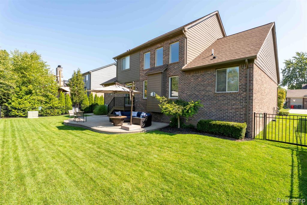 50093 Oakbrooke Drive, New Baltimore, MI 48047 — Photo 48
