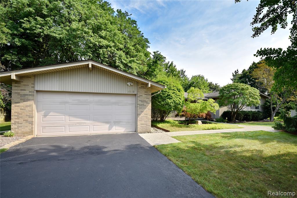 5550 Raven Road, Bloomfield Hills, MI 48301 — Photo 35