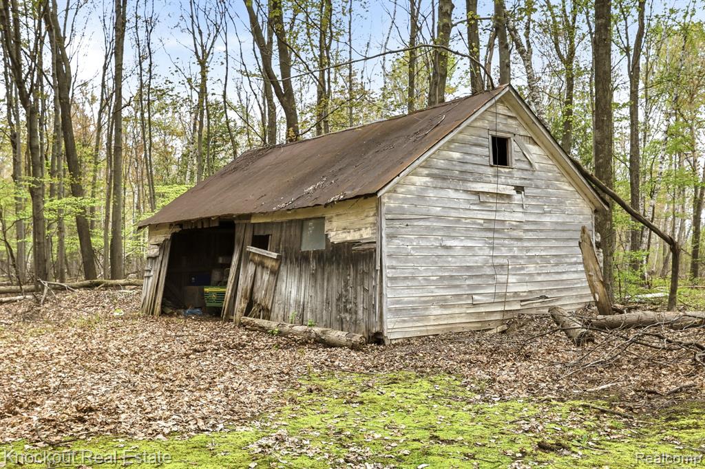 1608 S Pinnebog Road, Bad Axe, MI 48413 — Photo 47