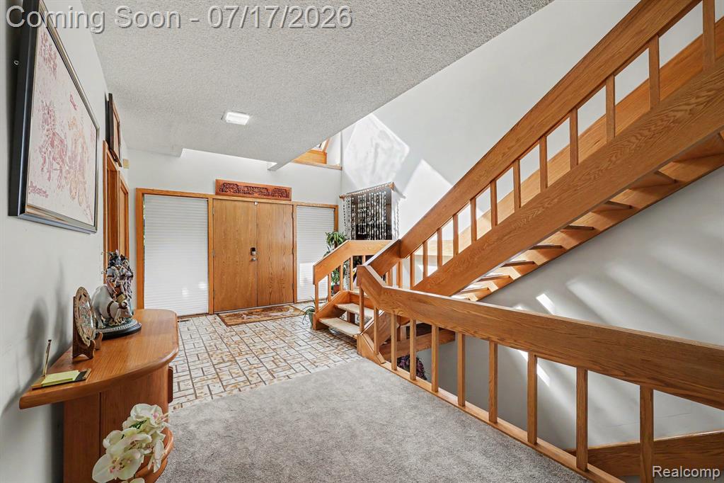 5685 Paint Valley Drive, Rochester, MI 48306 — Photo 18
