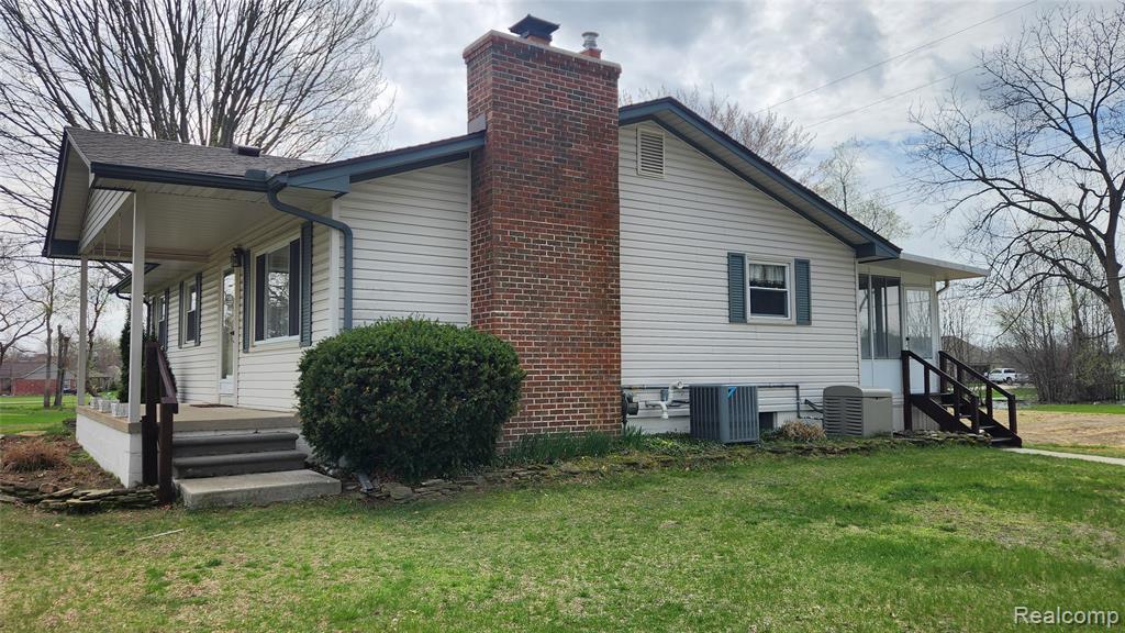 26250 Inkster Road, Flat Rock, MI 48134 — Photo 39