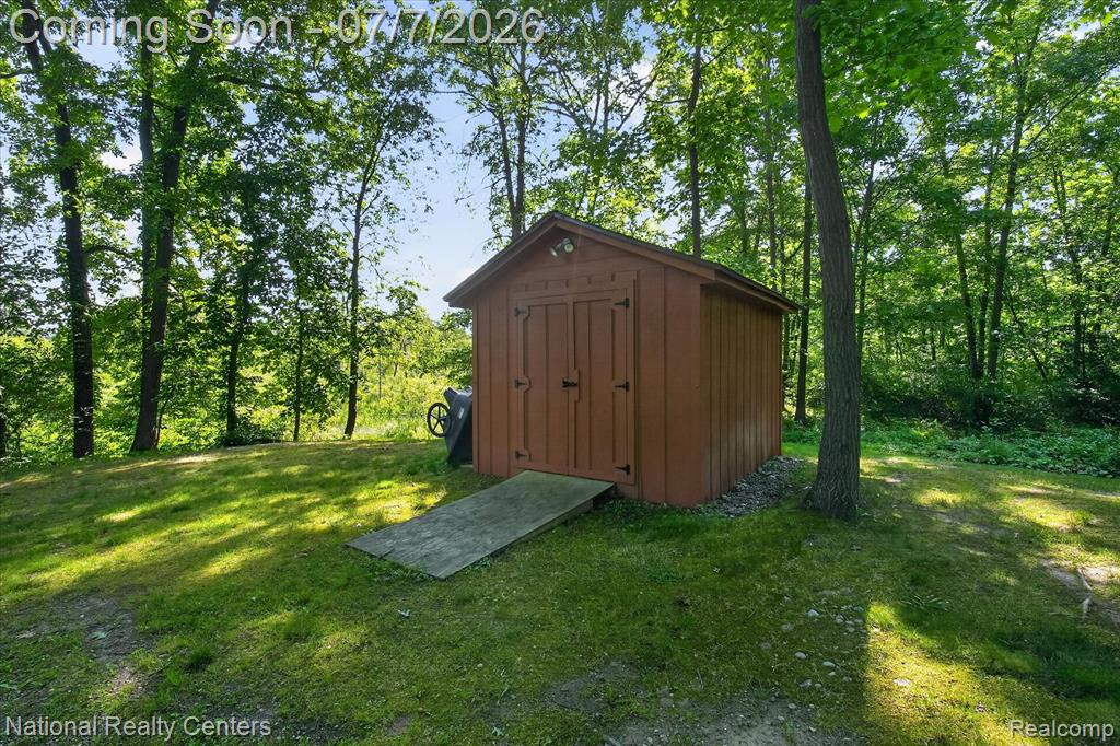 12426 Shaffer Road, Davisburg, MI 48350 — Photo 36