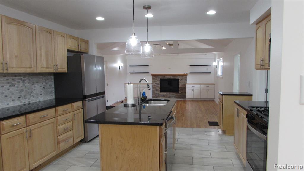 17486 POPLAR Street, Riverview, MI 48193 — Photo 3