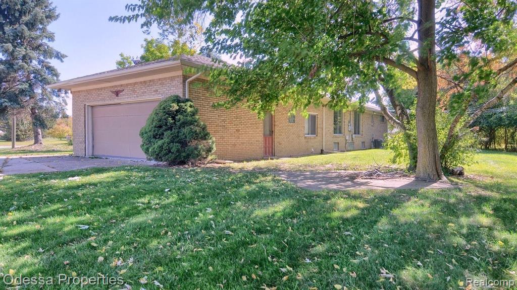 42431 MOUND Road, Sterling Heights, MI 48314 — Photo 31