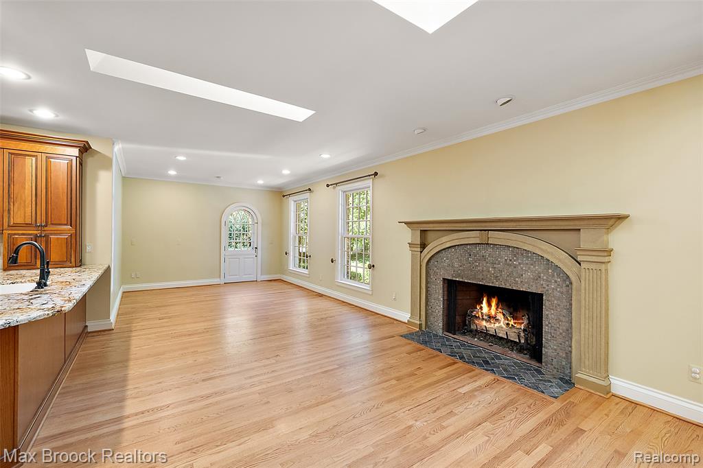 748 Waddington Street, Bloomfield Hills, MI 48301 — Photo 11