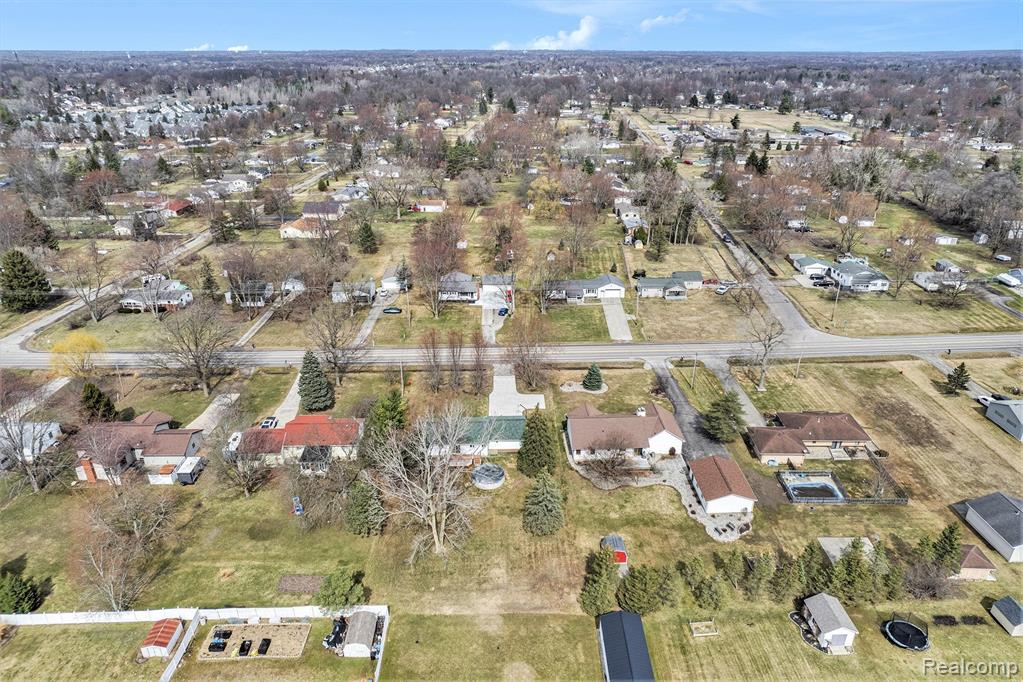 6040 E HILL Road, Grand Blanc, MI 48439 — Photo 23